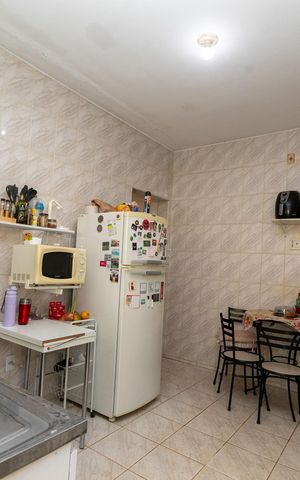 Casa à venda com 164m², 4 quartos e 4 vagas Casa à venda com 164m², 4 quartos e 4 vagasCOZINHA