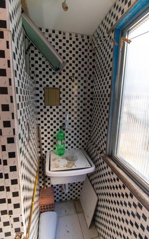 Apartamento à venda com 45m², 2 quartos e sem vaga Apartamento à venda com 45m², 2 quartos e sem vagaCozinha e Área de Serviço