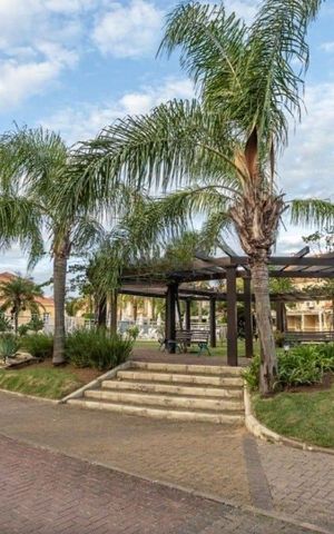 Casa de condomínio à venda com 146m², 3 quartos e 2 vagas Casa de condomínio à venda com 146m², 3 quartos e 2 vagasÁrea externa