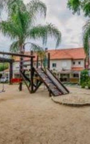 Casa de condomínio à venda com 146m², 3 quartos e 2 vagas Casa de condomínio à venda com 146m², 3 quartos e 2 vagasÁrea externa