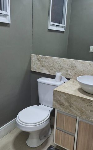 Casa de condomínio à venda com 146m², 3 quartos e 2 vagas Casa de condomínio à venda com 146m², 3 quartos e 2 vagasBanheiro