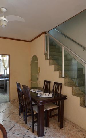Apartamento para alugar com 100m², 2 quartos e 1 vagaSala