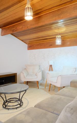 Casa à venda com 150m², 4 quartos e 2 vagasSotão