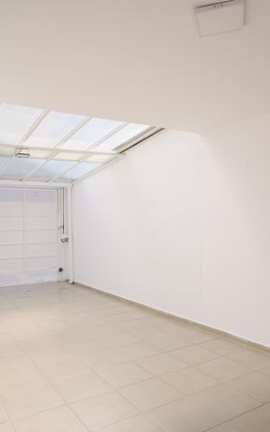 Casa à venda com 150m², 4 quartos e 2 vagasGaragem