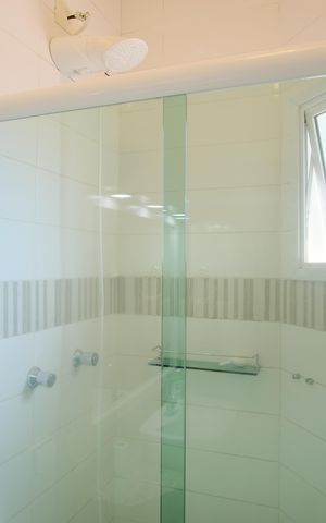 Casa à venda com 150m², 4 quartos e 2 vagasBanheiro da Suíte