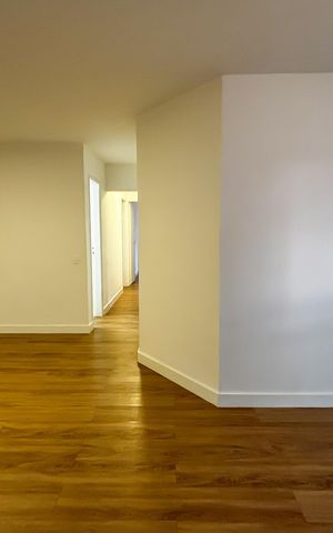 Apartamento para alugar com 107m², 4 quartos e 2 vagas