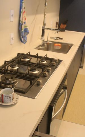 Apartamento à venda com 80m², 3 quartos e 2 vagasCozinha
