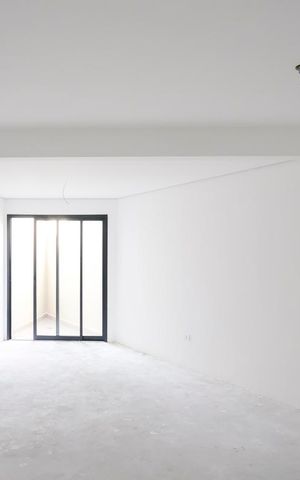 Casa à venda com 185m², 3 quartos e 2 vagasSala