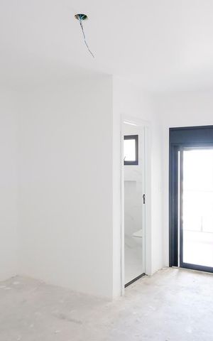 Casa à venda com 185m², 3 quartos e 2 vagasSuíte 2