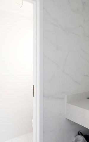 Casa à venda com 185m², 3 quartos e 2 vagasBanheiro