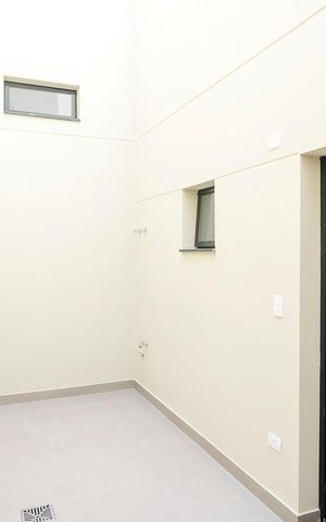 Casa à venda com 185m², 3 quartos e 2 vagasGaragem