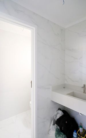 Casa à venda com 185m², 3 quartos e 2 vagasBanheiro