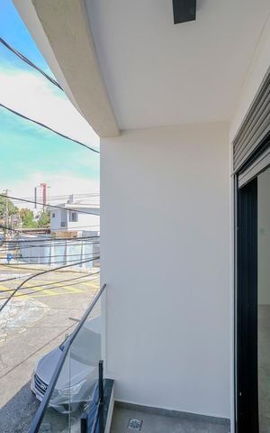 Casa à venda com 185m², 3 quartos e 2 vagasVaranda do quarto