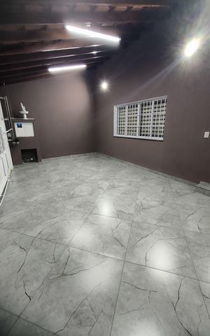 Casa à venda com 356m², 3 quartos e 3 vagas Casa à venda com 356m², 3 quartos e 3 vagasgaragem