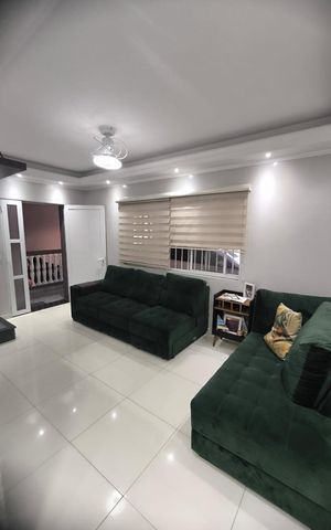 Casa à venda com 356m², 3 quartos e 3 vagas Casa à venda com 356m², 3 quartos e 3 vagasSala