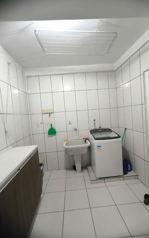Casa à venda com 356m², 3 quartos e 3 vagas Casa à venda com 356m², 3 quartos e 3 vagasÁrea de serviço
