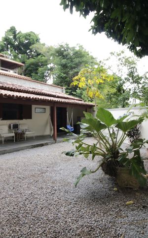 Casa de condomínio à venda com 350m², 5 quartos e 5 vagasQuintal