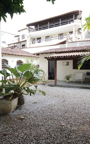 Casa de condomínio à venda com 350m², 5 quartos e 5 vagasQuintal