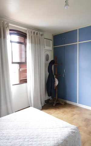 Casa de condomínio à venda com 350m², 5 quartos e 5 vagasQuarto 3