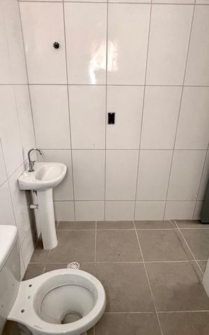 Casa para alugar com 34m², 1 quarto e sem vaga Casa para alugar com 34m², 1 quarto e sem vagaBanheiro