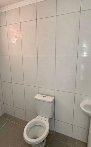 Casa para alugar com 34m², 1 quarto e sem vaga Casa para alugar com 34m², 1 quarto e sem vagaBanheiro