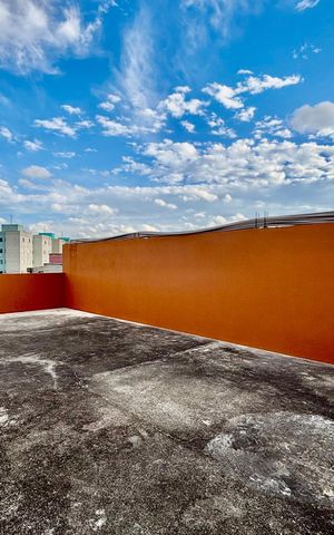 Casa para alugar com 64m², 2 quartos e 1 vaga Casa para alugar com 64m², 2 quartos e 1 vagaVaranda