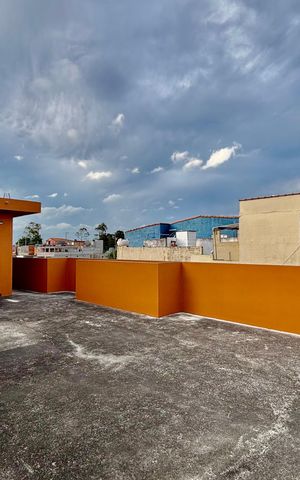 Casa para alugar com 64m², 2 quartos e 1 vaga Casa para alugar com 64m², 2 quartos e 1 vagaVaranda