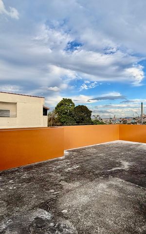 Casa para alugar com 64m², 2 quartos e 1 vaga Casa para alugar com 64m², 2 quartos e 1 vagaVaranda