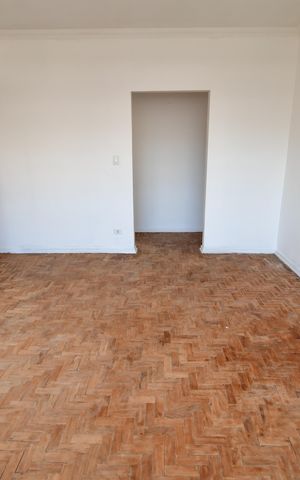 Apartamento para alugar com 100m², 2 quartos e sem vagaSala