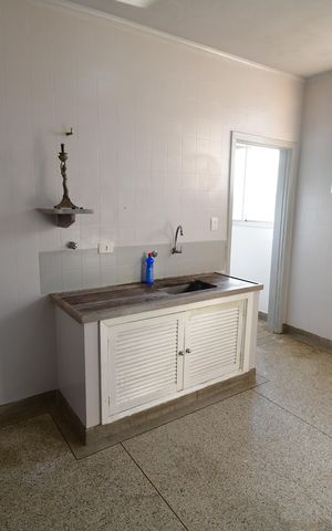Apartamento para alugar com 100m², 2 quartos e sem vagaCozinha