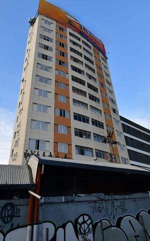 Apartamento para alugar com 100m², 2 quartos e sem vagaFachada do Prédio / Placa