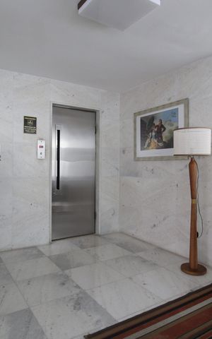 Apartamento para alugar com 134m², 3 quartos e 2 vagasHall Social