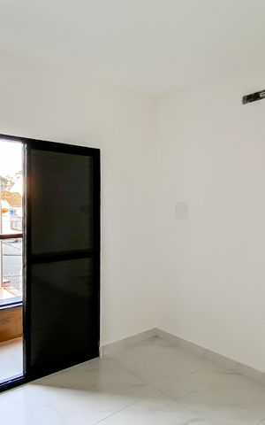Casa à venda com 140m², 3 quartos e 2 vagasSuite 