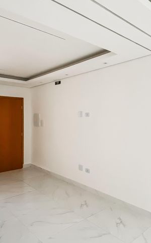 Casa à venda com 140m², 3 quartos e 2 vagasSala