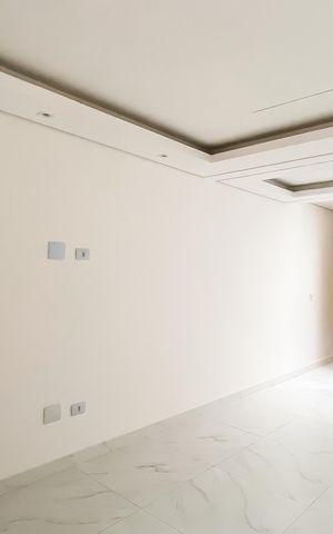 Casa à venda com 140m², 3 quartos e 2 vagasSala