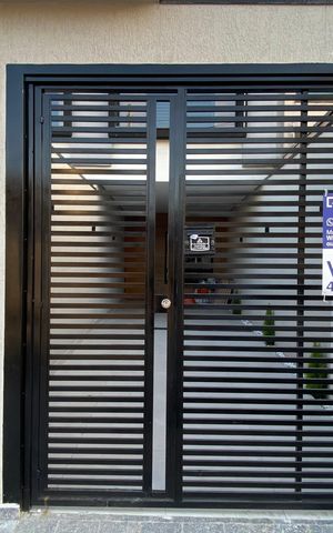 Casa à venda com 140m², 3 quartos e 2 vagasFachada 
