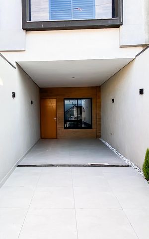 Casa à venda com 140m², 3 quartos e 2 vagasGaragem 