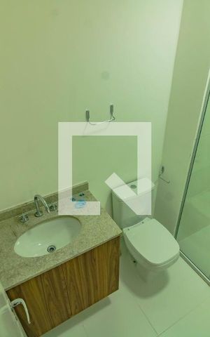 Apartamento para alugar com 26m², 1 quarto e sem vaga Apartamento para alugar com 26m², 1 quarto e sem vagaBanheiro