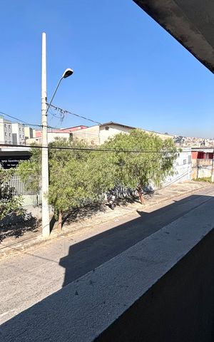 Casa para alugar com 55m², 2 quartos e sem vaga Casa para alugar com 55m², 2 quartos e sem vagaVaranda