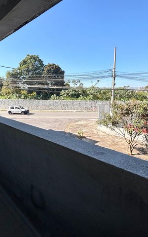 Casa para alugar com 55m², 2 quartos e sem vaga Casa para alugar com 55m², 2 quartos e sem vagaVaranda
