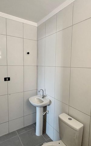 Casa para alugar com 55m², 2 quartos e sem vaga Casa para alugar com 55m², 2 quartos e sem vagaBanheiro