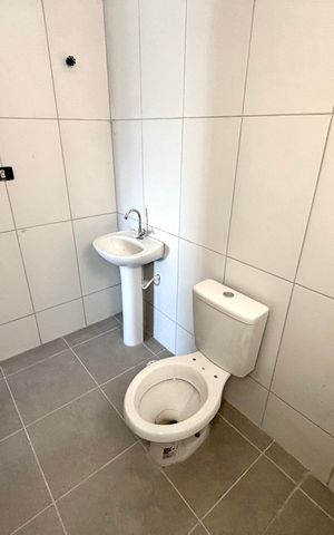 Casa para alugar com 54m², 2 quartos e sem vagaBanheiro 