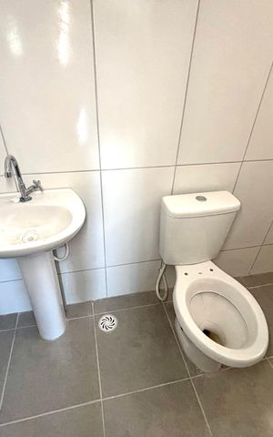 Casa para alugar com 54m², 2 quartos e sem vagaBanheiro 