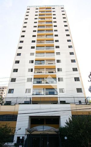 Apartamento para alugar com 73m², 3 quartos e 1 vagaFachada