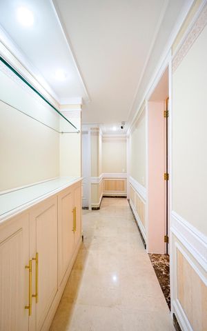 Apartamento à venda com 250m², 4 quartos e 4 vagas Apartamento à venda com 250m², 4 quartos e 4 vagasCorredor dos quartos