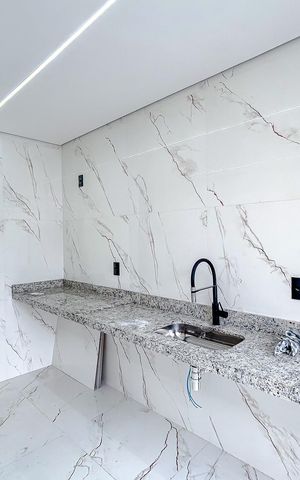 Casa à venda com 150m², 4 quartos e 3 vagasCozinha e Área de Serviço