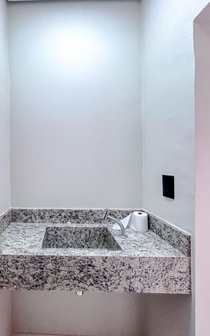 Casa à venda com 150m², 4 quartos e 3 vagasLavabo