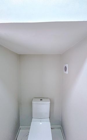 Casa à venda com 150m², 4 quartos e 3 vagasLavabo