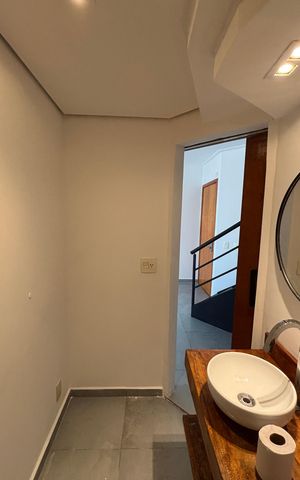 Apartamento à venda com 90m², 1 quarto e 2 vagas Apartamento à venda com 90m², 1 quarto e 2 vagasLavabo