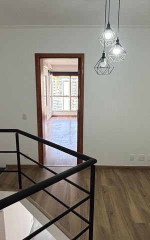 Apartamento à venda com 90m², 1 quarto e 2 vagas Apartamento à venda com 90m², 1 quarto e 2 vagasEscritorio
